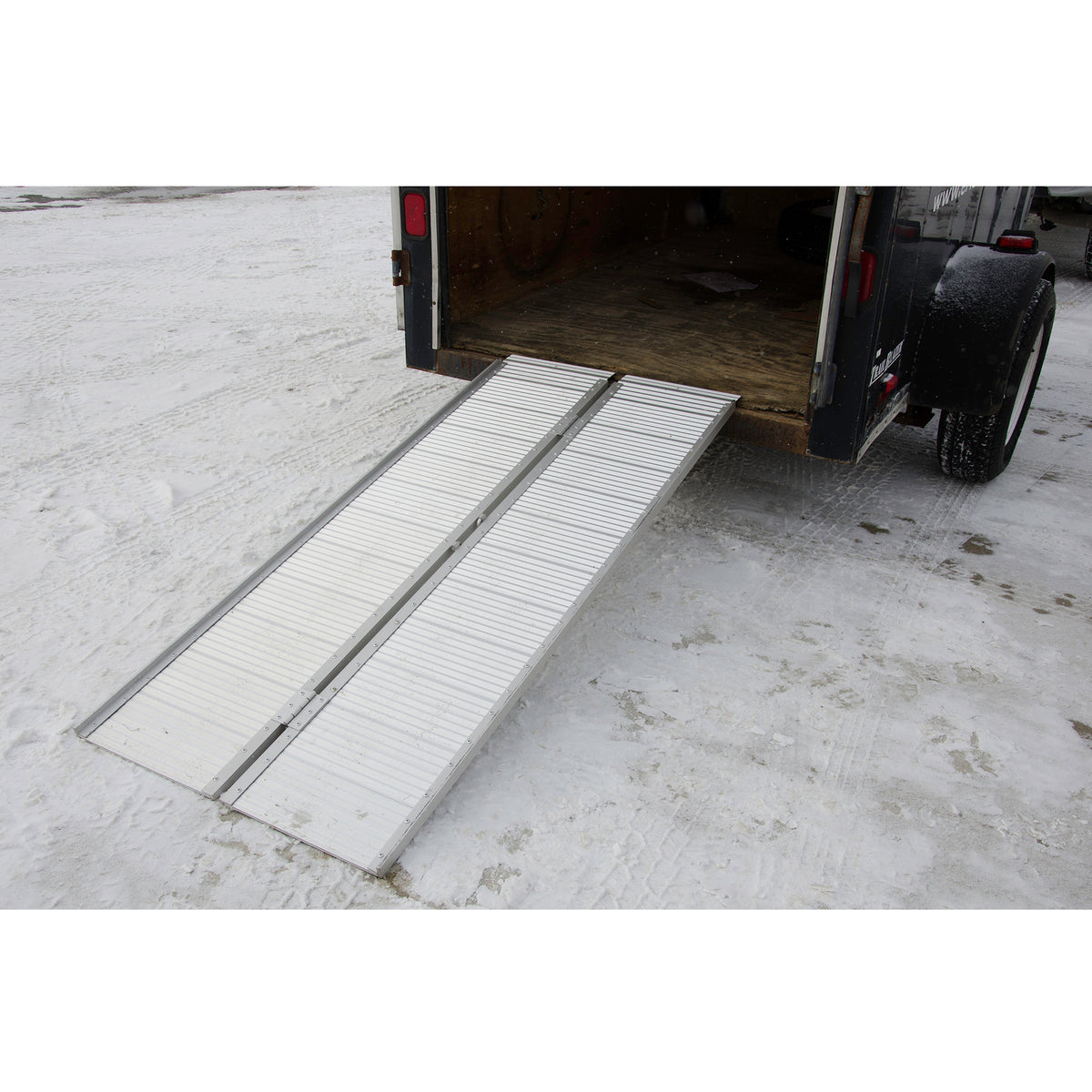 (1) 30"X72" Centre Folding Cargo Ramp 1200 Lb Max