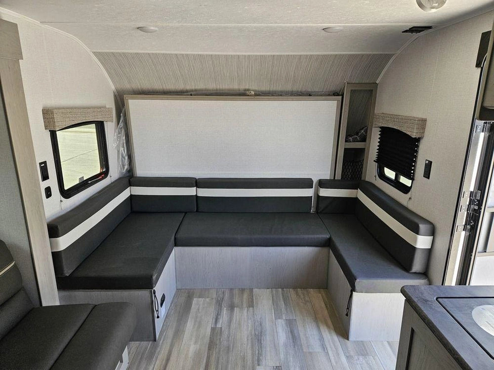 Coachmen 2023 17MBS