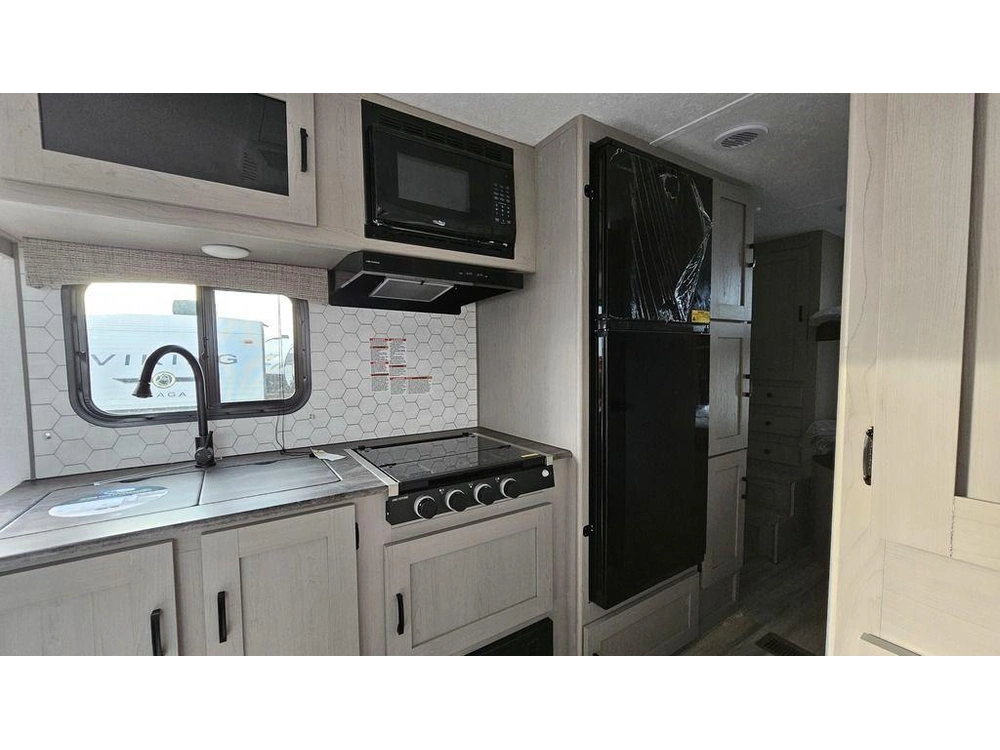 Coachmen 2023 Viking 252DBUS