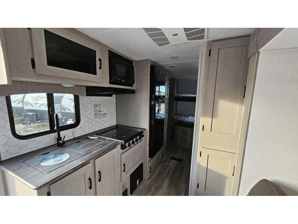 Coachmen 2023 Viking 252DBUS