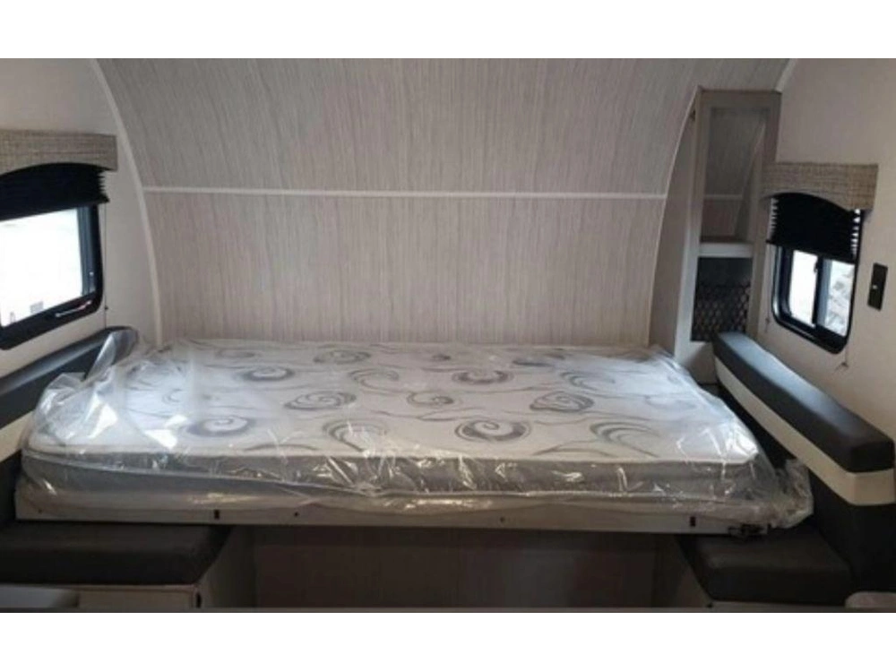 Coachmen 2023 Viking 252DBUS