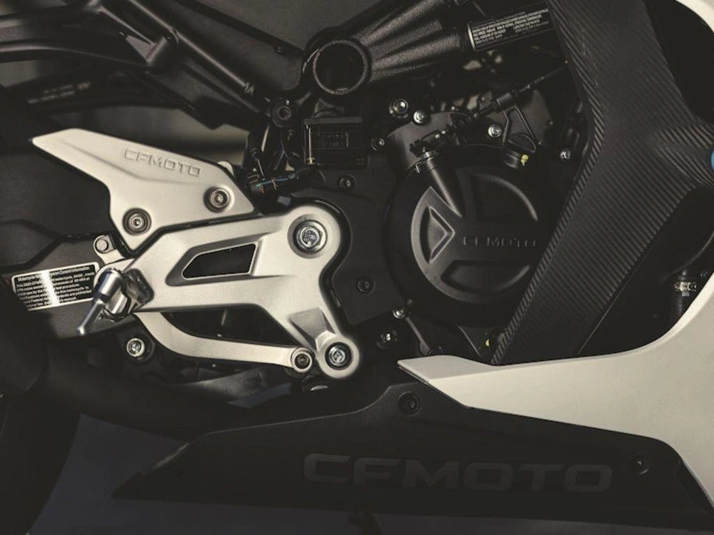 CFMOTO 2025 450SS