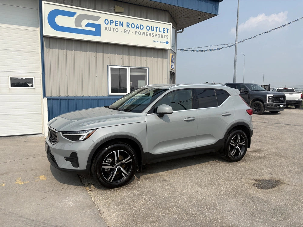 Volvo 2025 XC40
