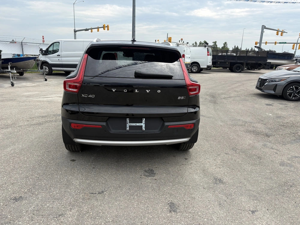 Volvo 2025 XC40