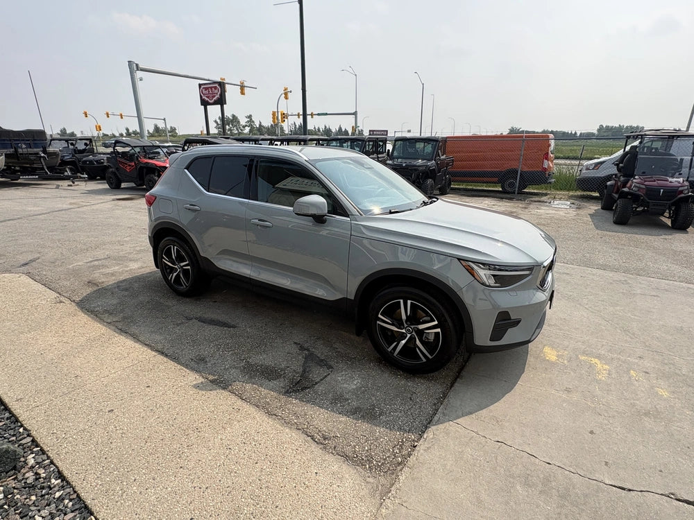 Volvo 2025 XC40