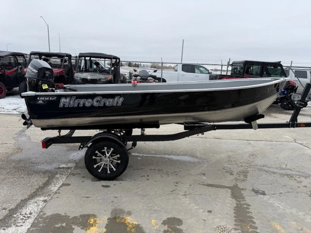 MirroCraft 2026 Utility V Series 4602
