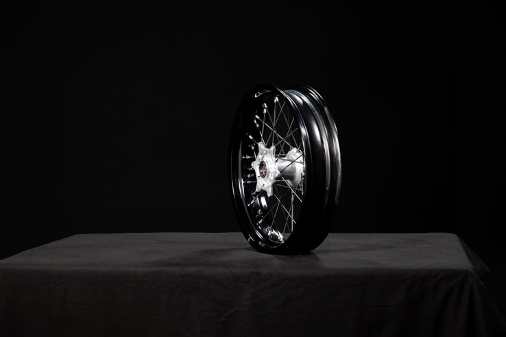 Stark Future 17" SM Front wheel