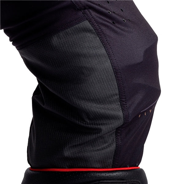 Leatt Pant 5.5 I.K.S - V26