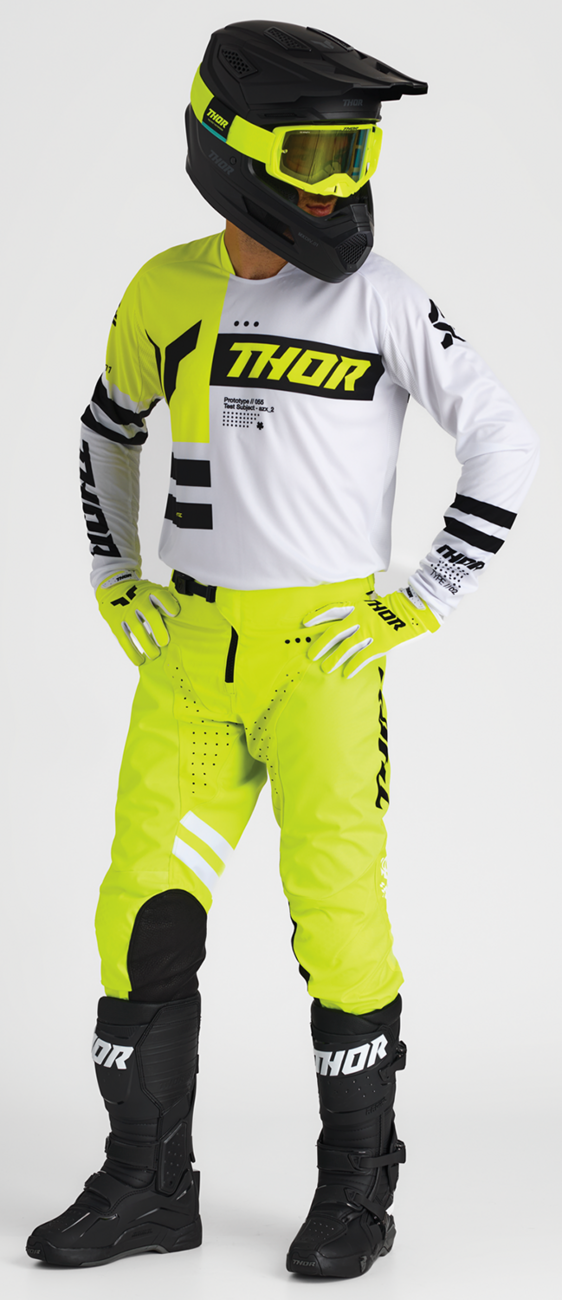 Launchmode Gloves