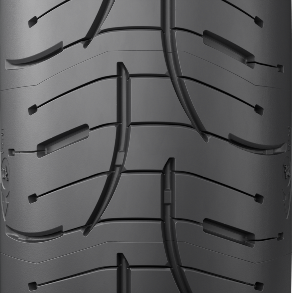 Pilot Road 4 GT Tire