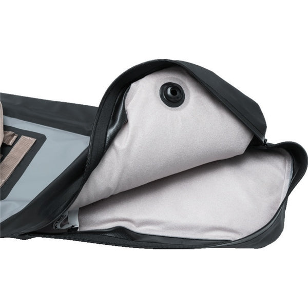 Kuryakyn Torke Dry Rifle Case