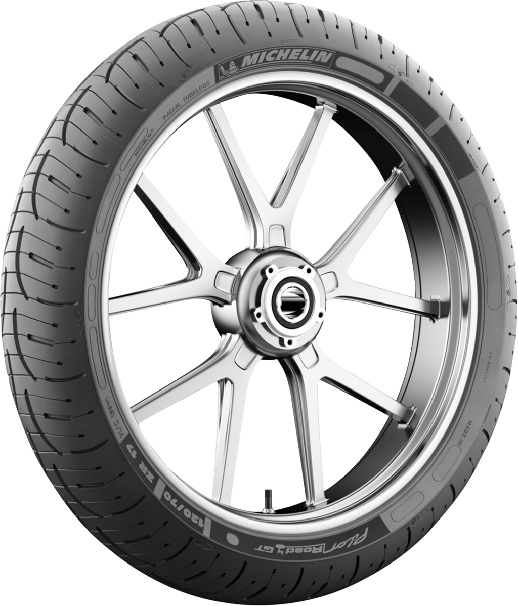 Pilot Road 4 GT Tire