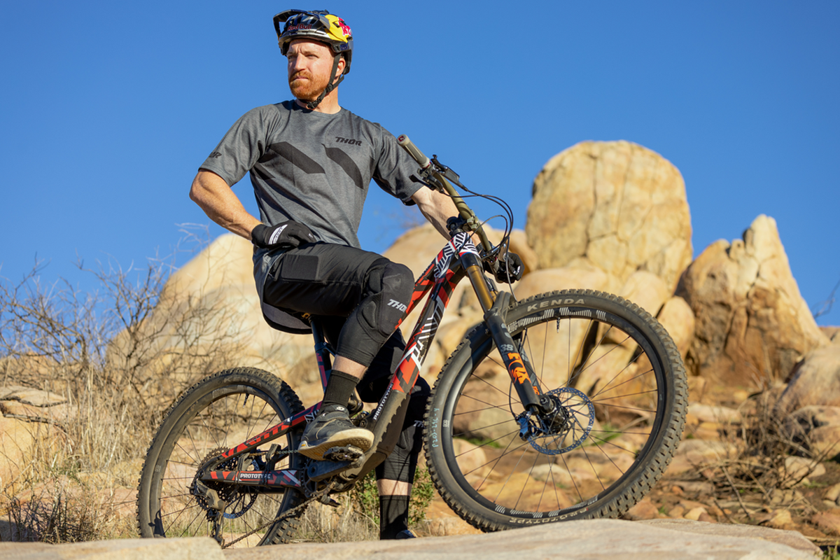 Assist MTB Shorts