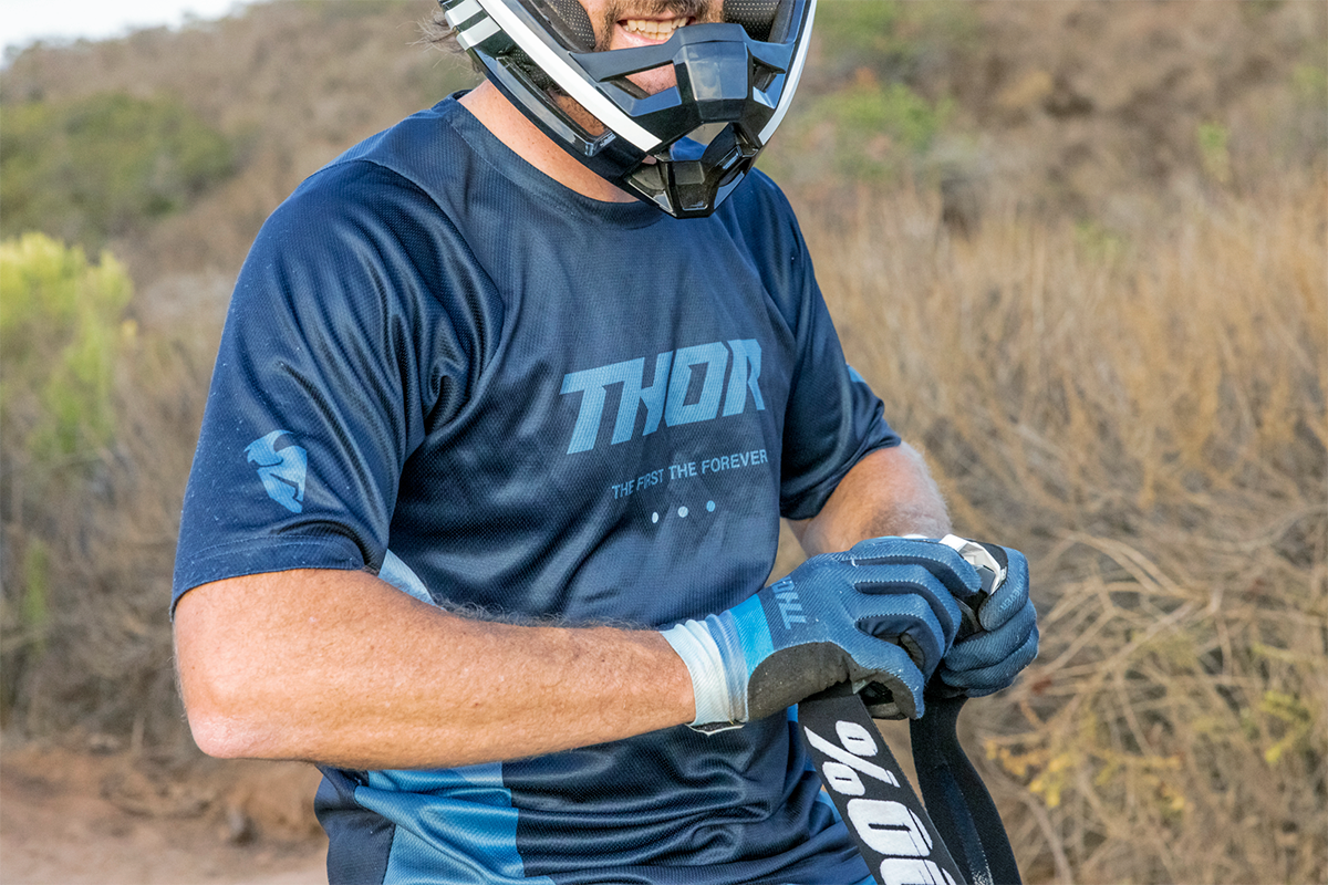 Assist React Short-Sleeve Jersey