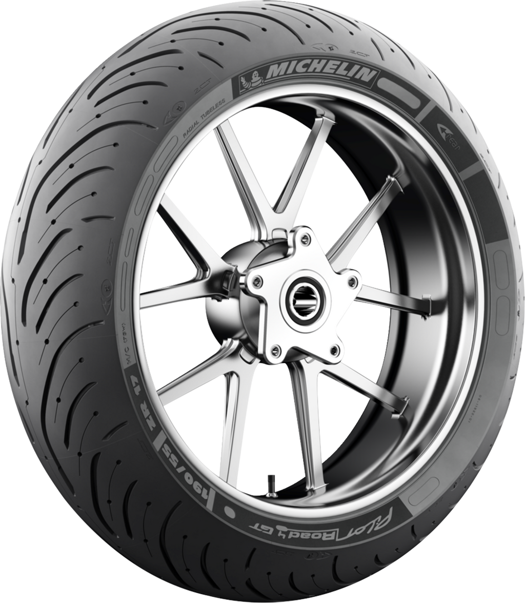 Pilot Road 4 GT Tire