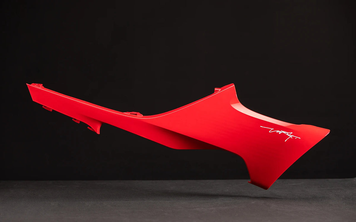 Front right spoiler