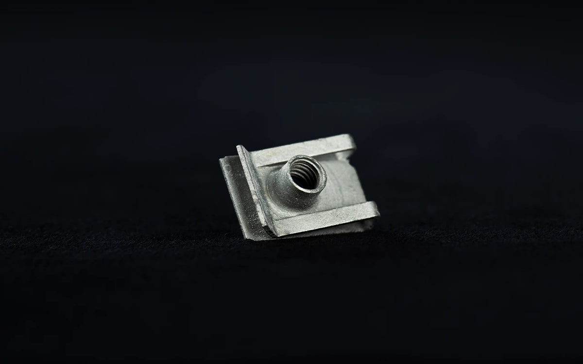 Stark Future M6 clip nut for rear spoiler